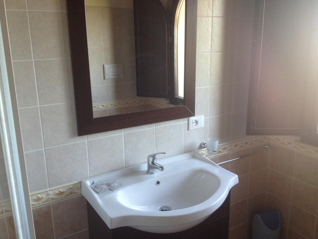 L'Anticocasale Guest House Altomonte Rom bilde