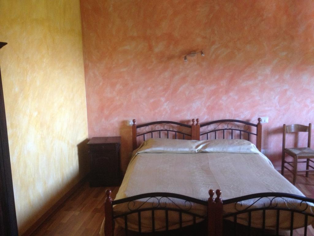 L'Anticocasale Guest House Altomonte Rom bilde
