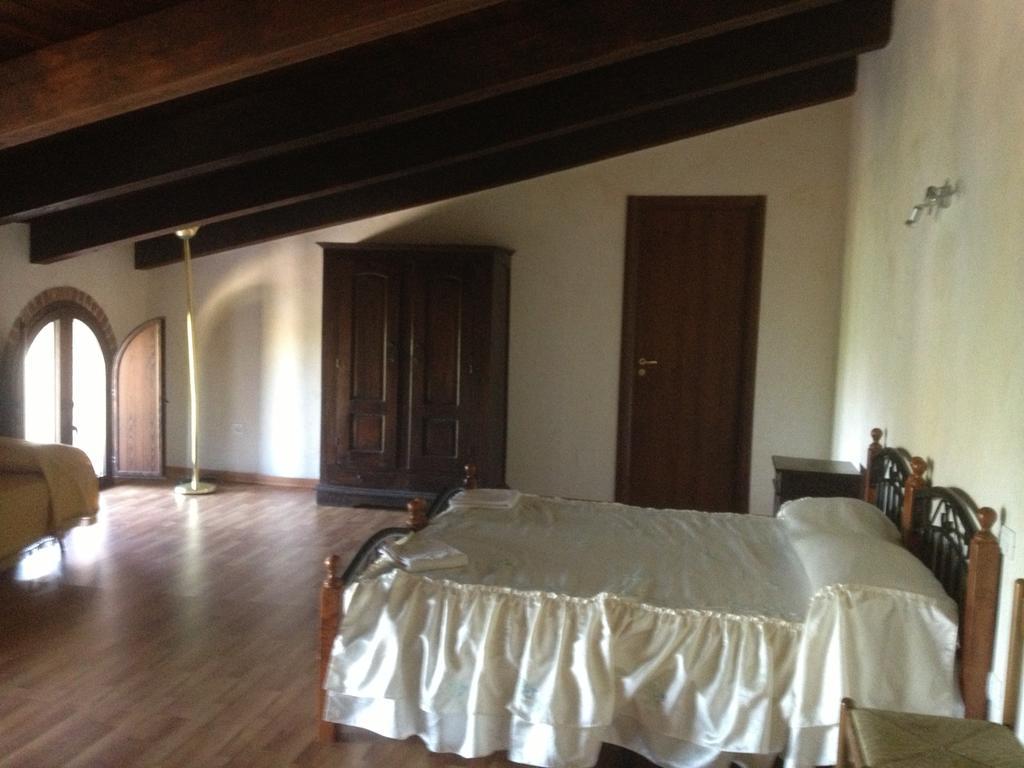 L'Anticocasale Guest House Altomonte Rom bilde